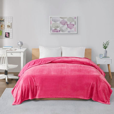 Intelligent Design Microlight Plush Oversized Blanket Full/Queen